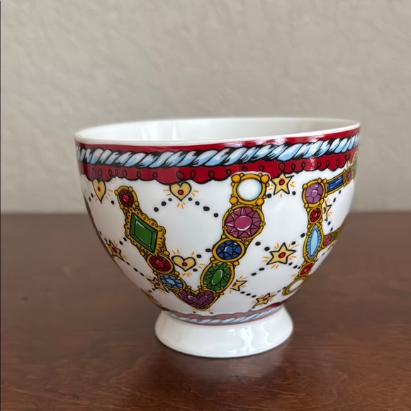 Love Red and Gold Teacup Set - Picture 4 of 14